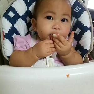 Meet your Posher, Leticia